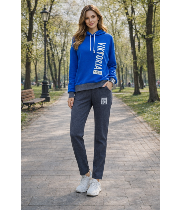 Дамски спортен комплект с щампа- VIKTORIA -Българско производство Дамски спортен комплект с щампа- VIKTORIA -Българско производство